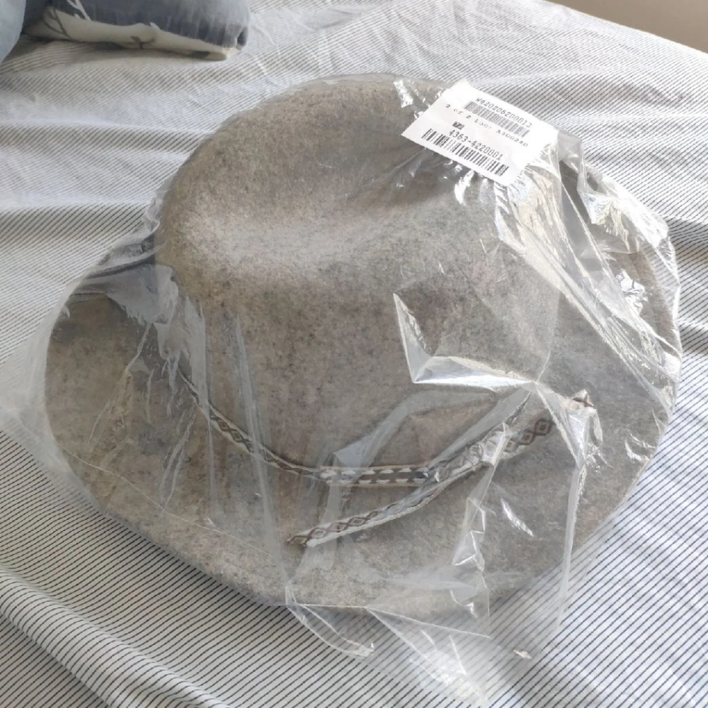 HatAttack Grey Hat